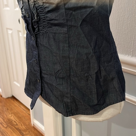 NWOT EXPRESS BUTTON UP CHAMBRAY RUFFLE TOP - SIZE SMALL - Picture 4 of 11
